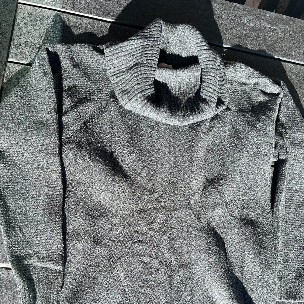 SZM CAbi Campfire Pullover Sweater. Grey. Knit pattern accent. Cowel neck.